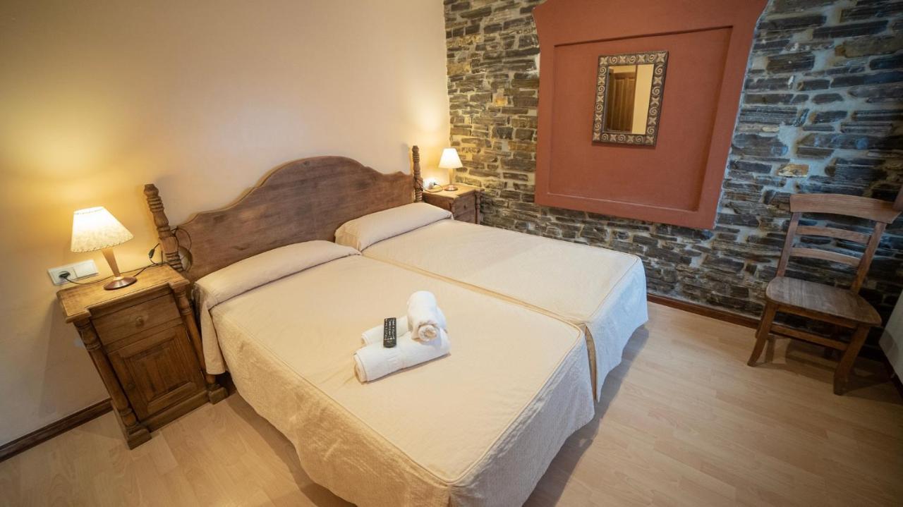 Hotel Rural Los Cerezos De Yanguas المظهر الخارجي الصورة